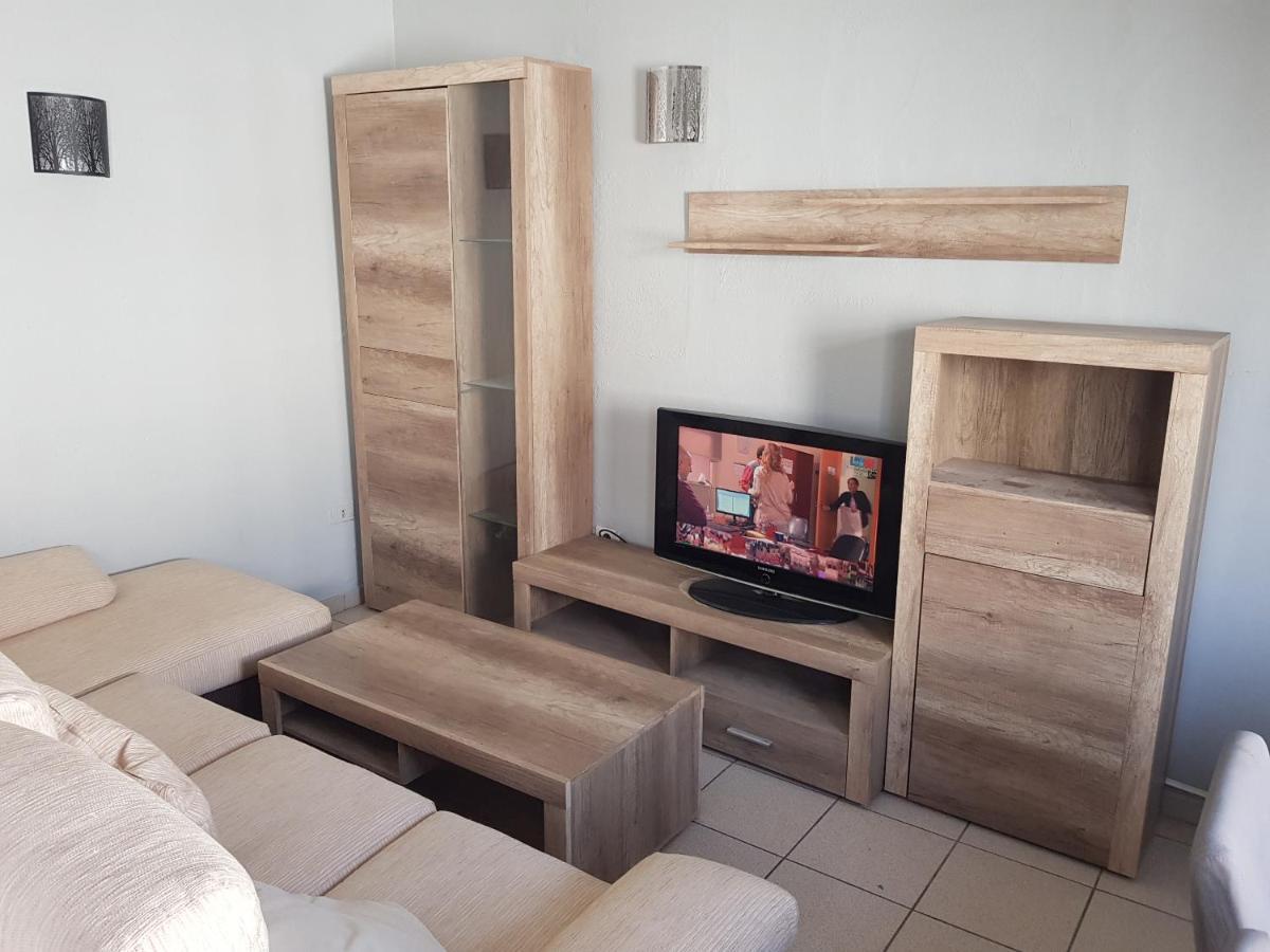 Apartamento Junto A La Piscina 阿罗纳 外观 照片