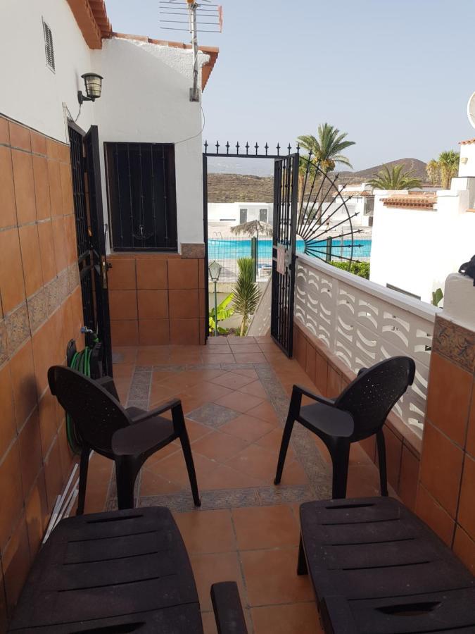 Apartamento Junto A La Piscina 阿罗纳 外观 照片