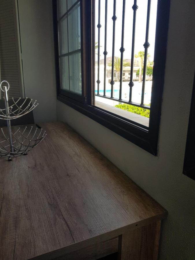 Apartamento Junto A La Piscina 阿罗纳 外观 照片