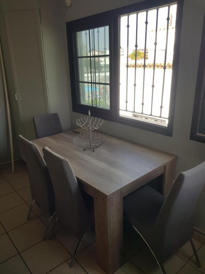 Apartamento Junto A La Piscina 阿罗纳 外观 照片